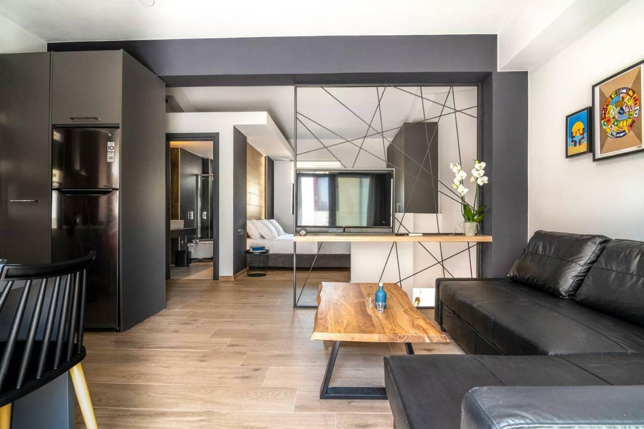 Mos Luxury City Suites - The Loft 하니아 외부 사진