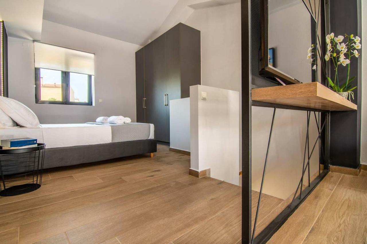 Mos Luxury City Suites - The Loft 하니아 외부 사진