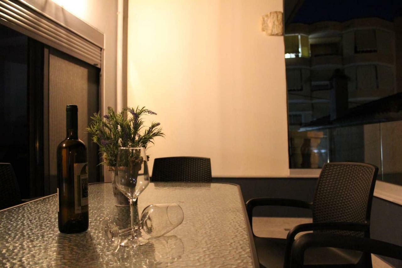 Mos Luxury City Suites - The Loft 하니아 외부 사진